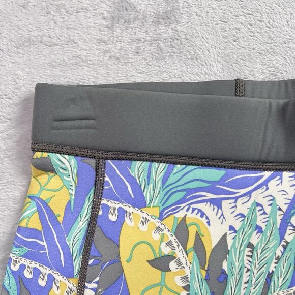 Patagonia R1 Lite Yulex Surf Shorts Size 6 NWT Floral Beachy Summer Athletic - Picture 5 of 13